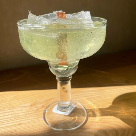 Lemon Lime Margarita Candle - Picture 2 of 5